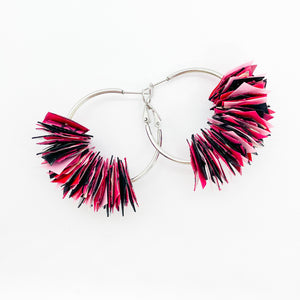 confetti earrings . small . silver . pink black